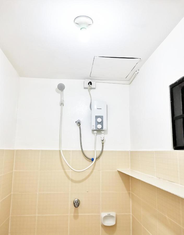 Nomadsmnl Hostel Paranaque City Eksteriør billede